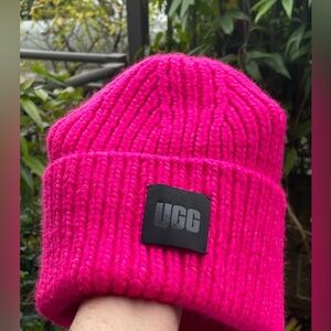UGG  Bright Pink Knit Hat.